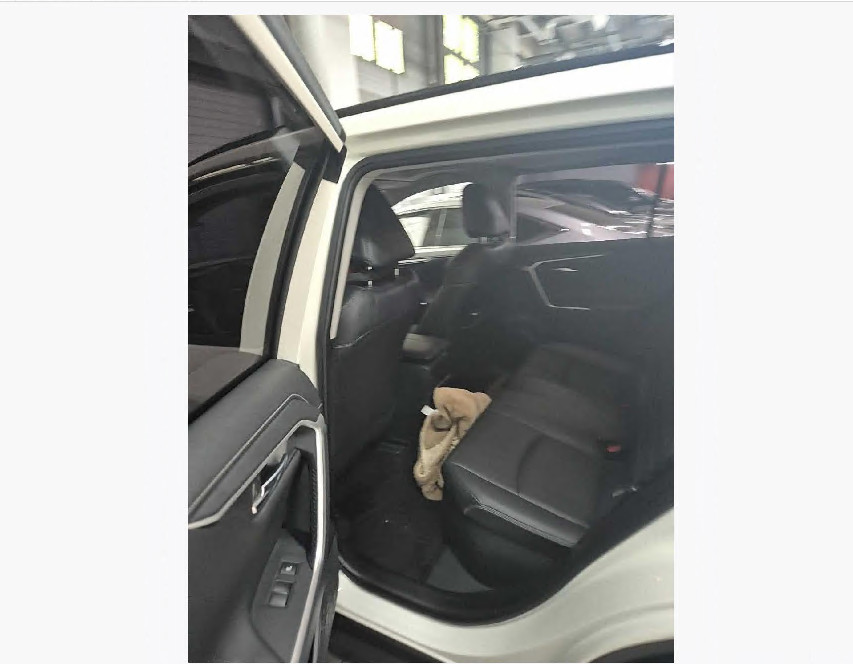 토요타 RAV4 Hybrid AWD