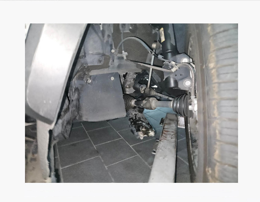 토요타 RAV4 Hybrid AWD