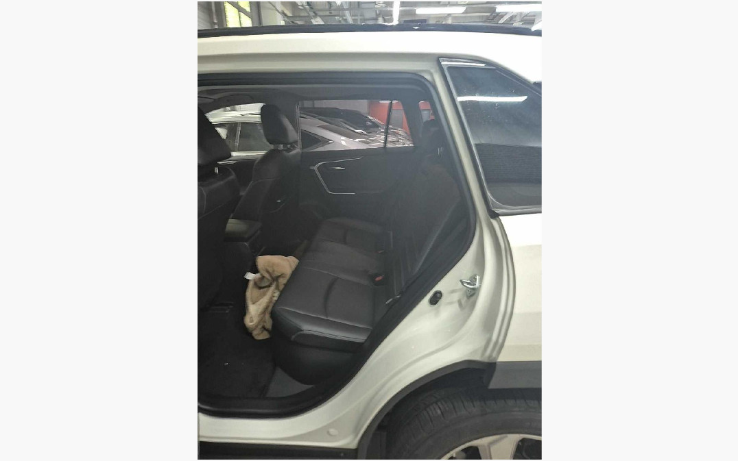 토요타 RAV4 Hybrid AWD