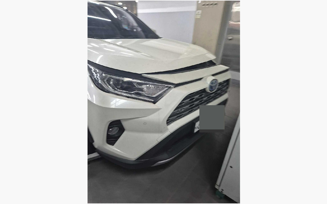 토요타 RAV4 Hybrid AWD