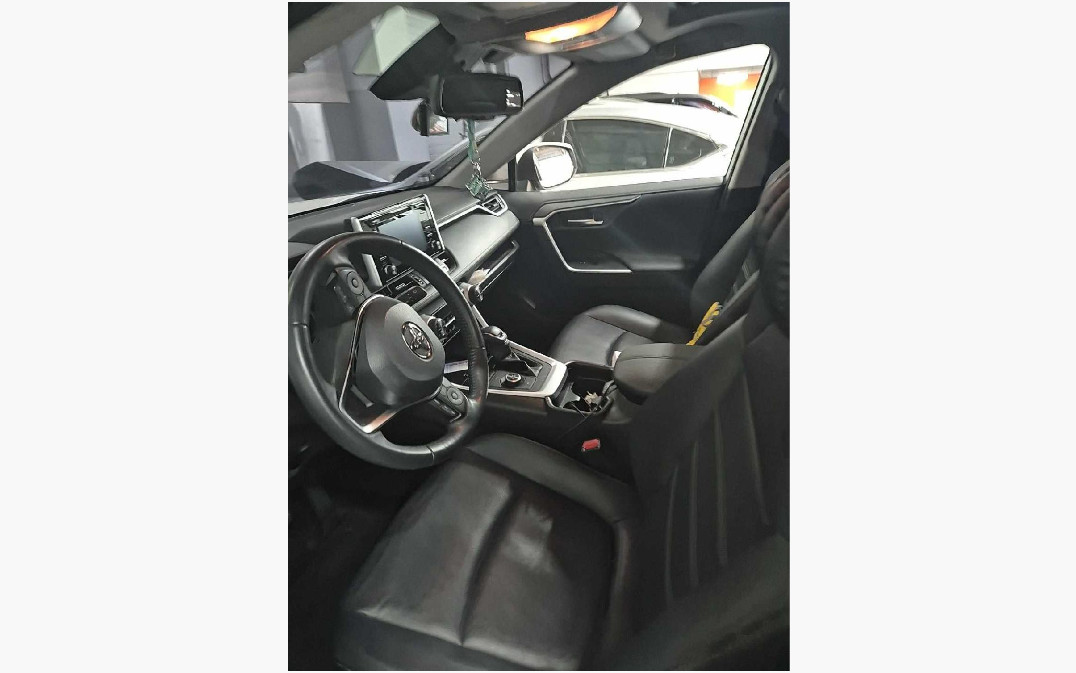 토요타 RAV4 Hybrid AWD