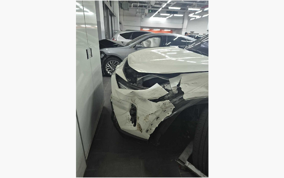 토요타 RAV4 Hybrid AWD