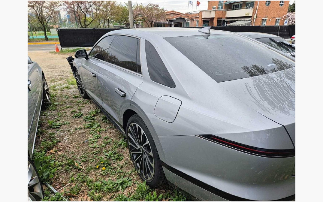 그랜저 하이브리드(GRANDEUR HYBRID)