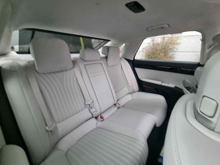 그랜저 하이브리드(GRANDEUR HYBRID)