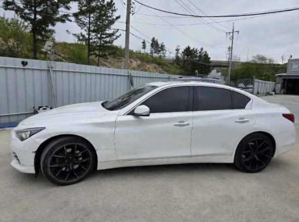 INFINITI Q50 2.2d