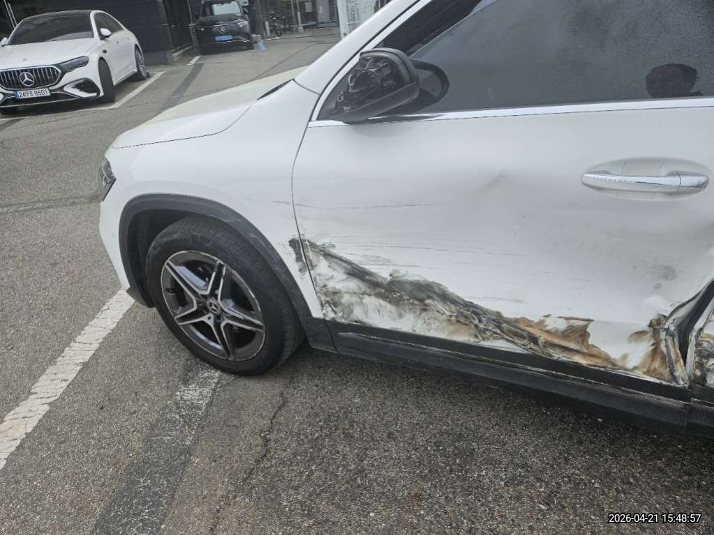 Mercedes-Benz GLA250 4MATIC