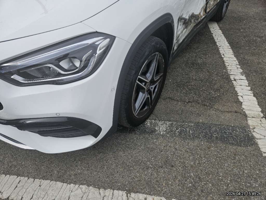 Mercedes-Benz GLA250 4MATIC