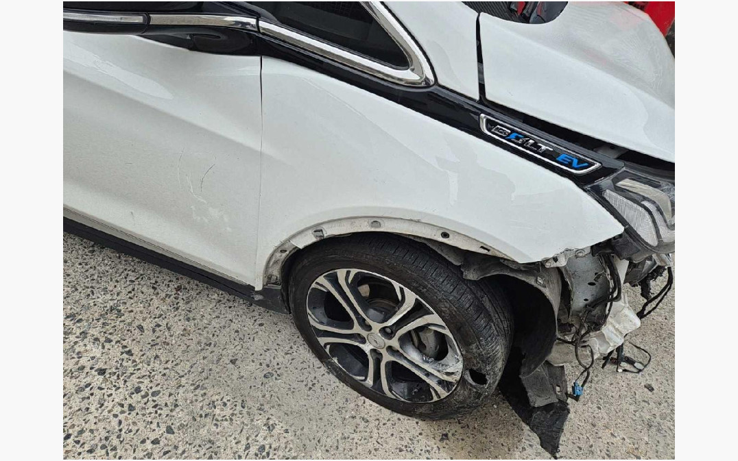 CHEVROLET BOLT EV