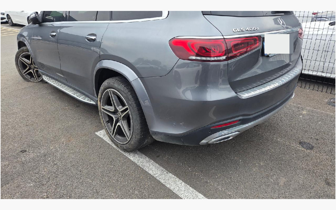 Mercedes-Benz GLS400 d 4MATIC
