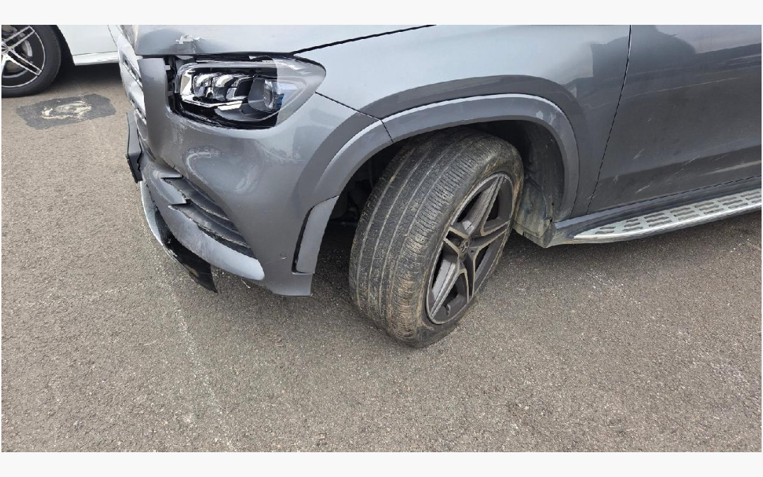 Mercedes-Benz GLS400 d 4MATIC