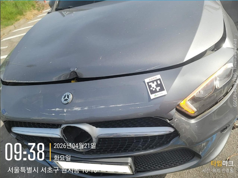 Mercedes-Benz A220 Sedan