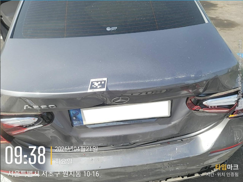 Mercedes-Benz A220 Sedan