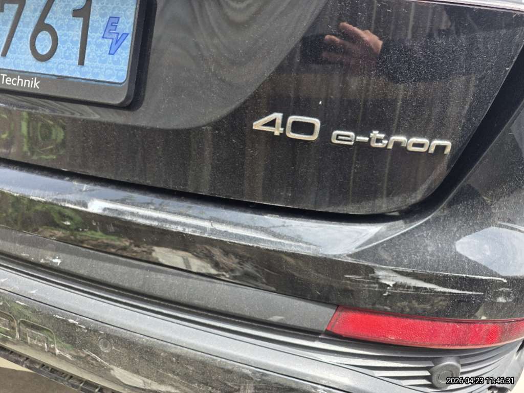 Q4 Sportback 40 e-tron