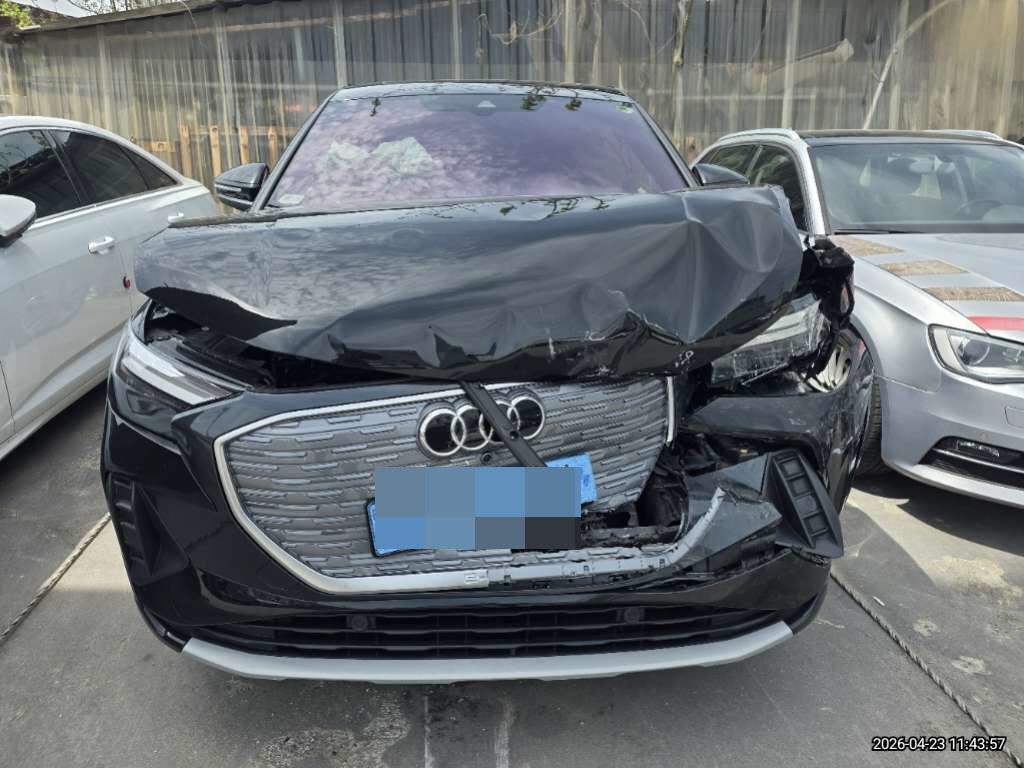 Q4 Sportback 40 e-tron