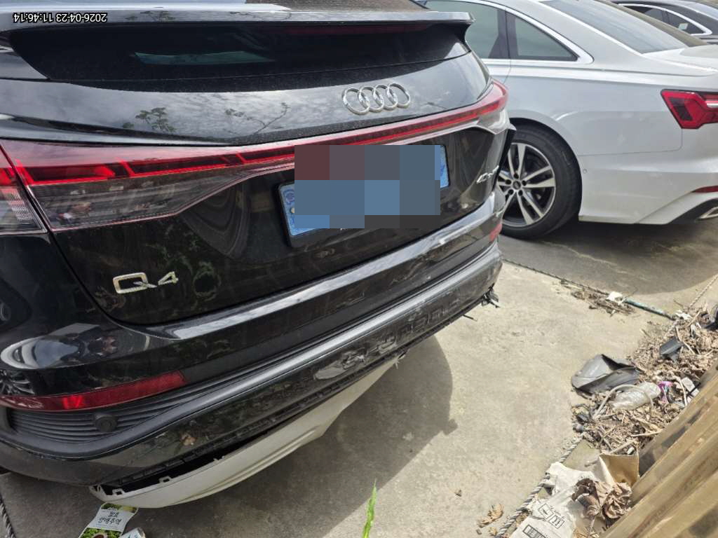 Q4 Sportback 40 e-tron