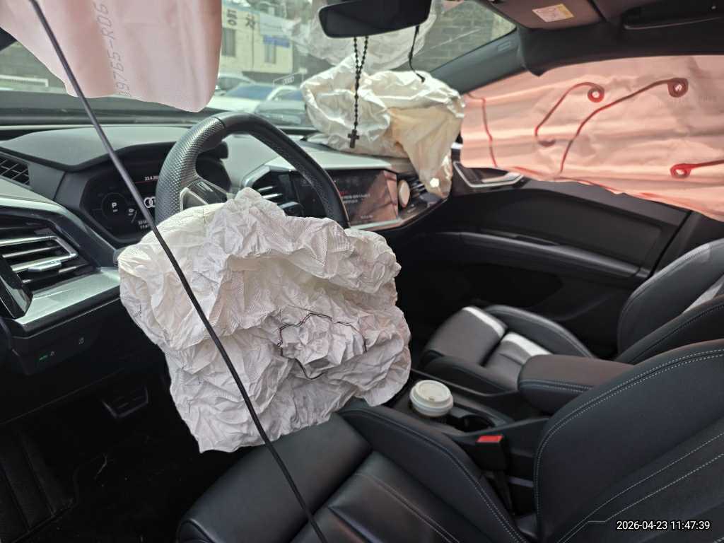 Q4 Sportback 40 e-tron