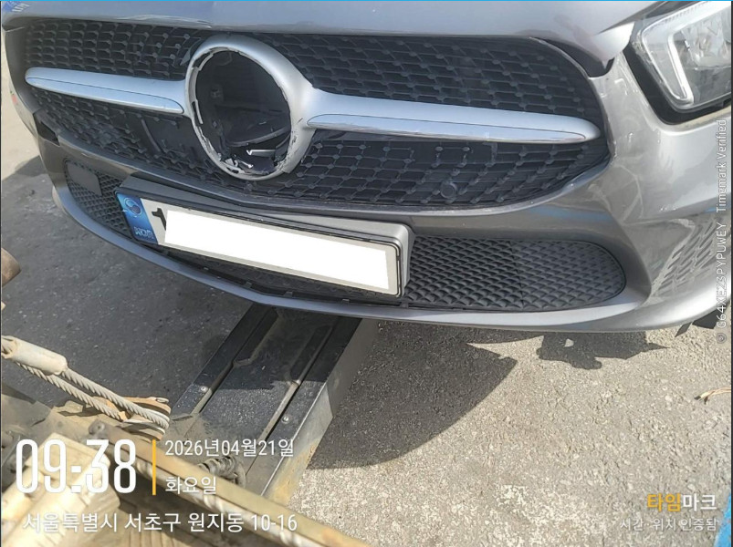 Mercedes-Benz A220 Sedan