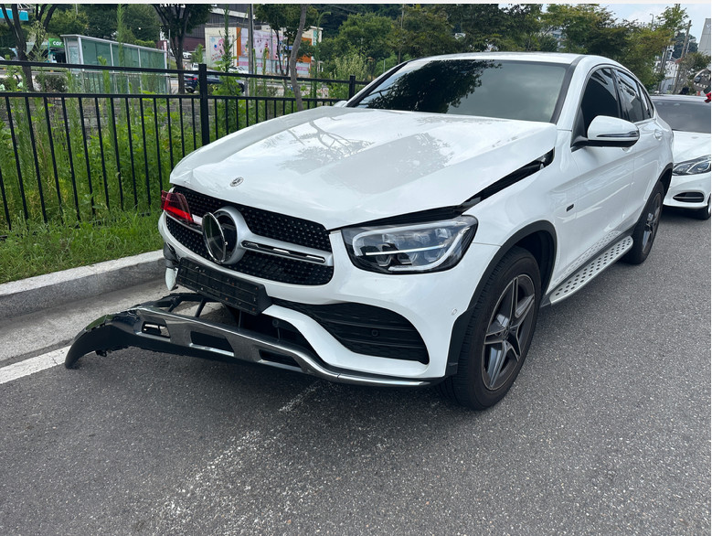 Mercedes-Benz GLC300 e 4MATIC Coupe