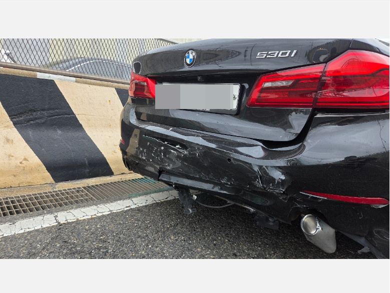 BMW 530i Luxury
