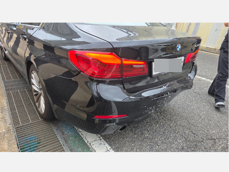 BMW 530i Luxury