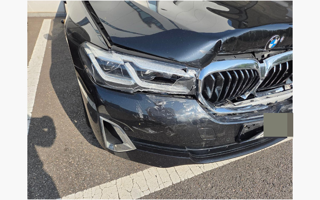 BMW 520i
