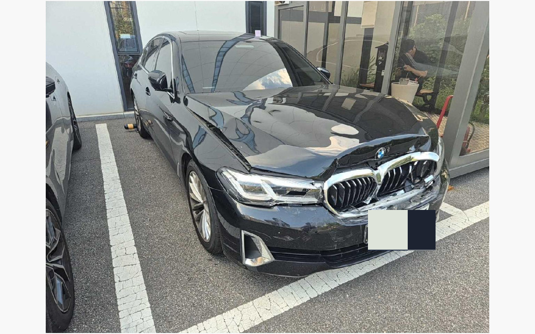 BMW 520i