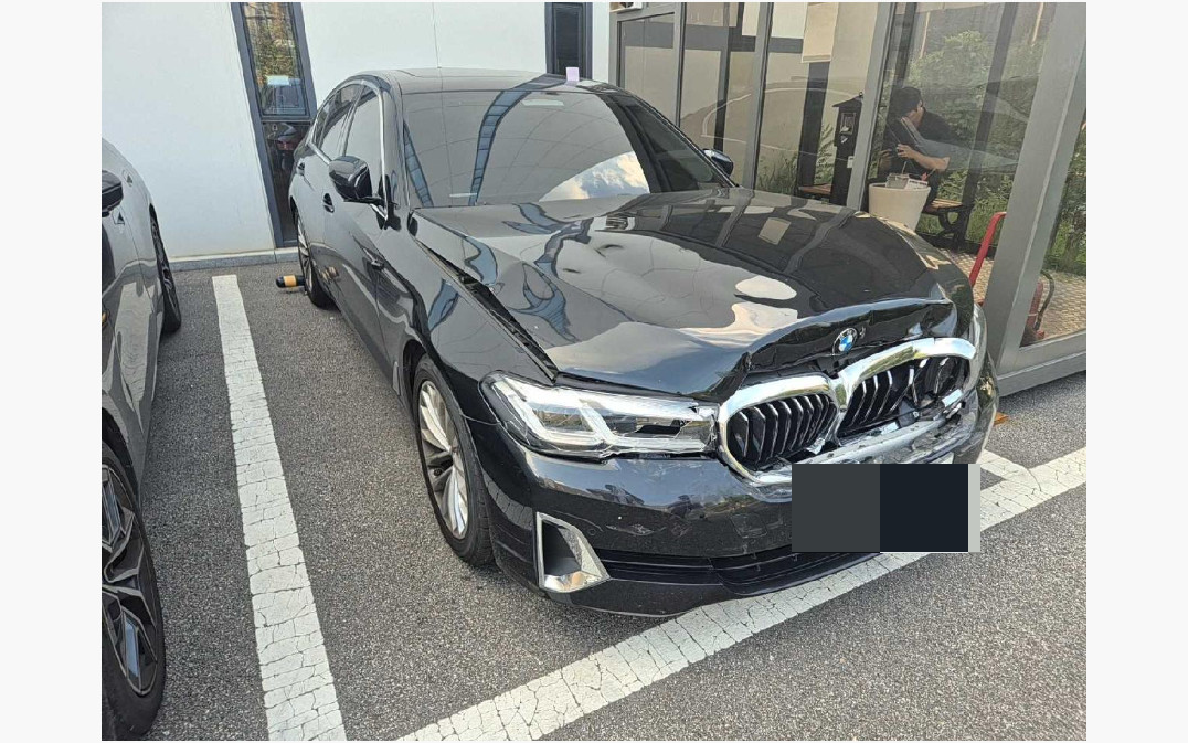 BMW 520i