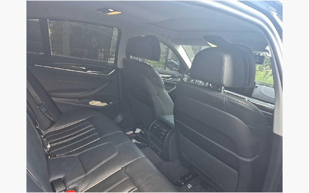 BMW 520i