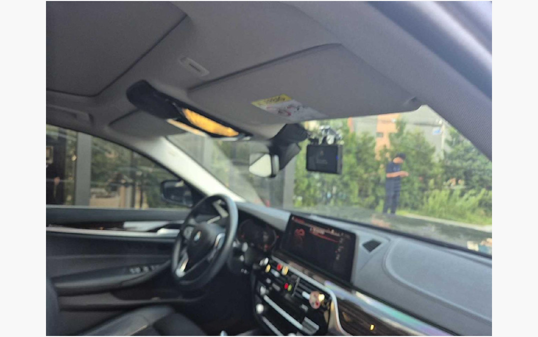 BMW 520i