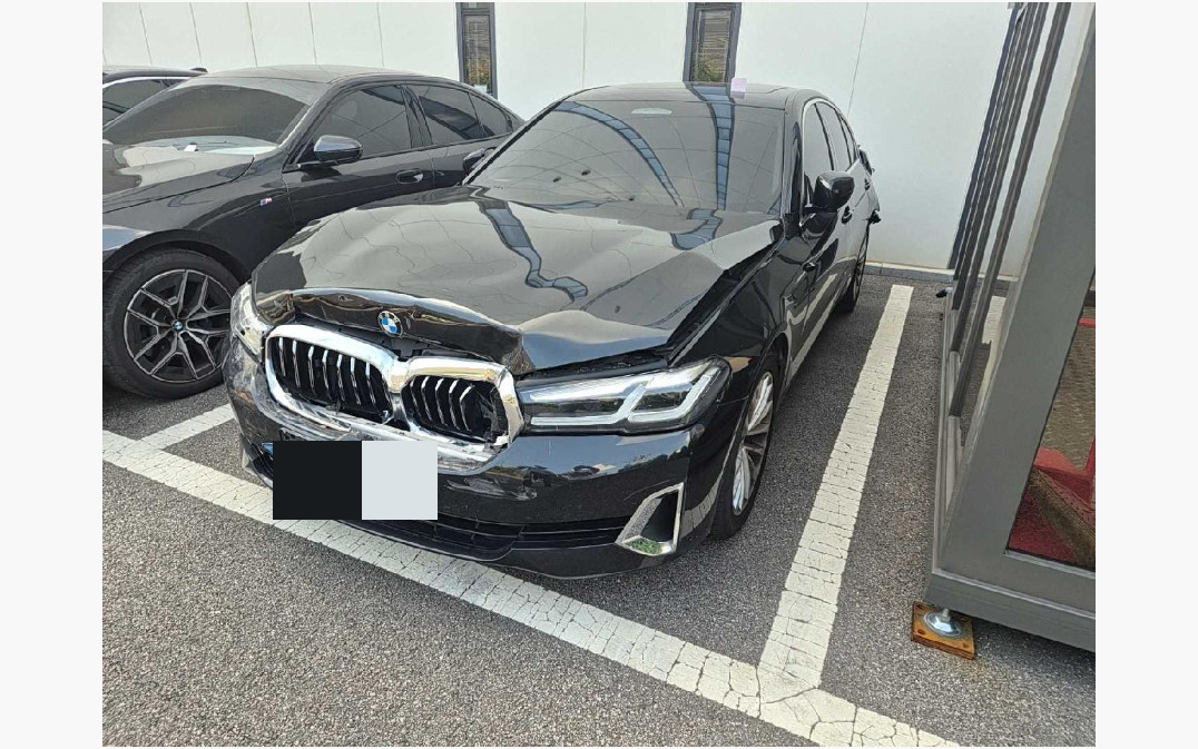 BMW 520i
