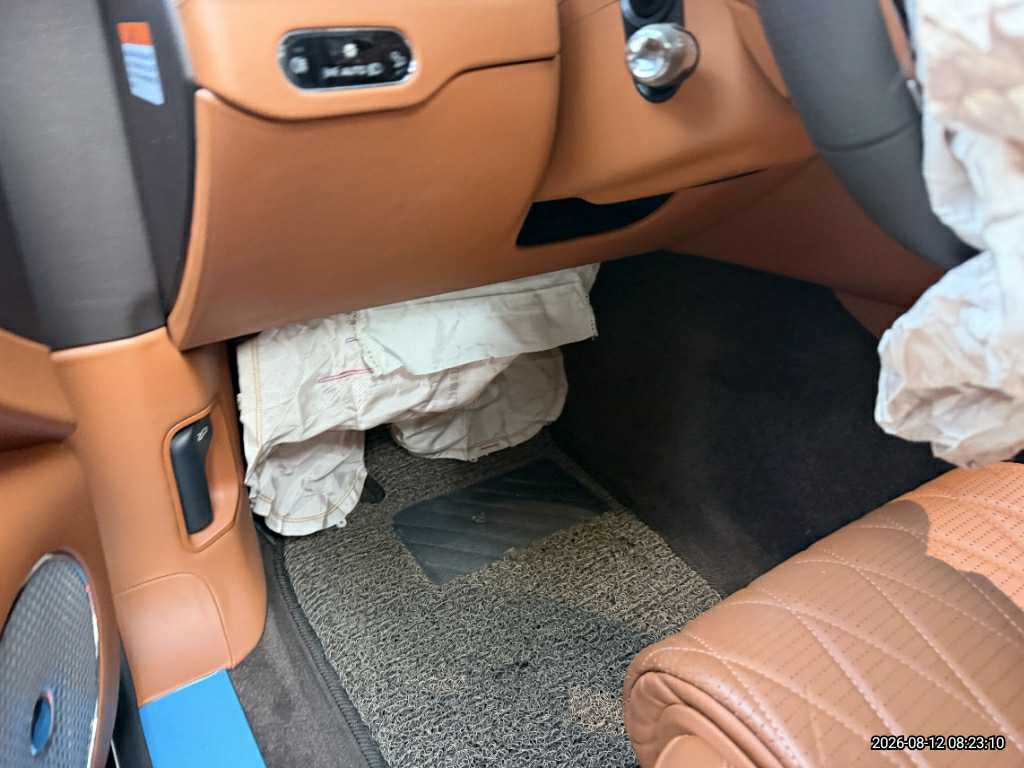 Flying Spur V8 (법인)