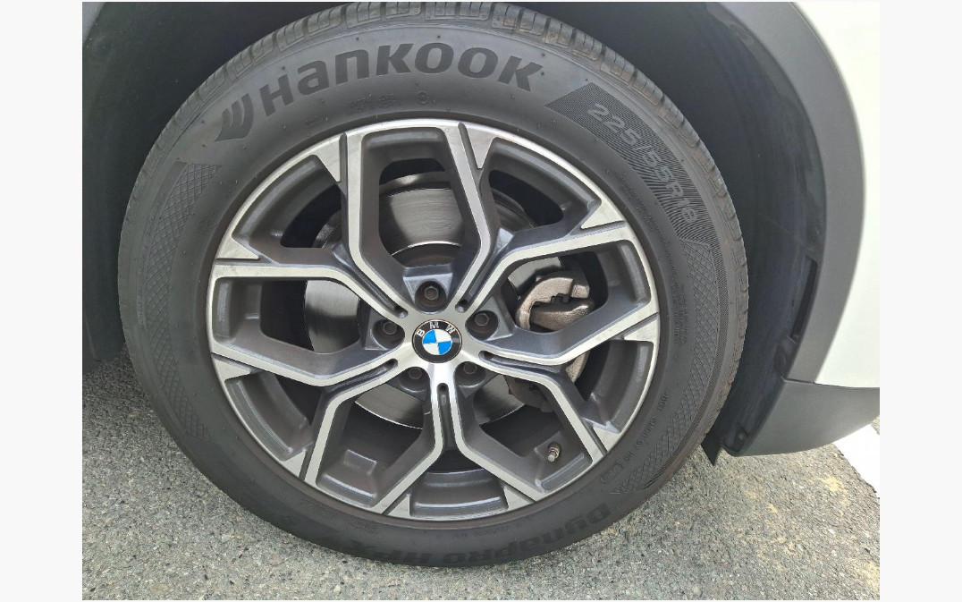 BMW X1 xDrive20i