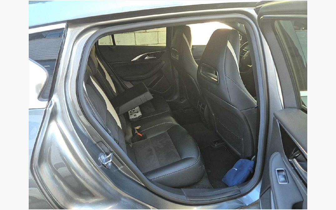 INFINITI Q30